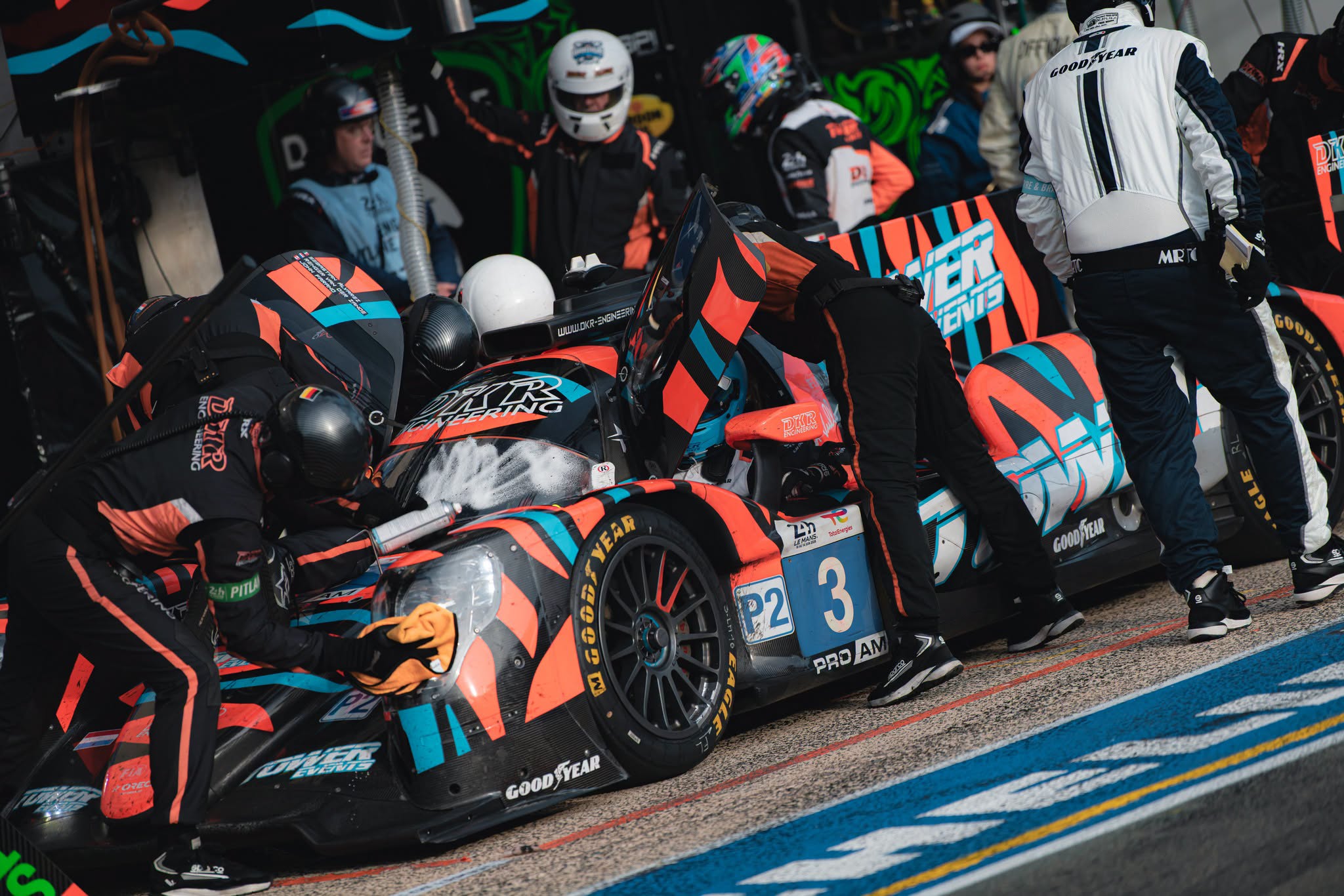 Sebasti&aacute;n &Aacute;lvarez en las 24 Horas de Le Mans 2026 [1/19]