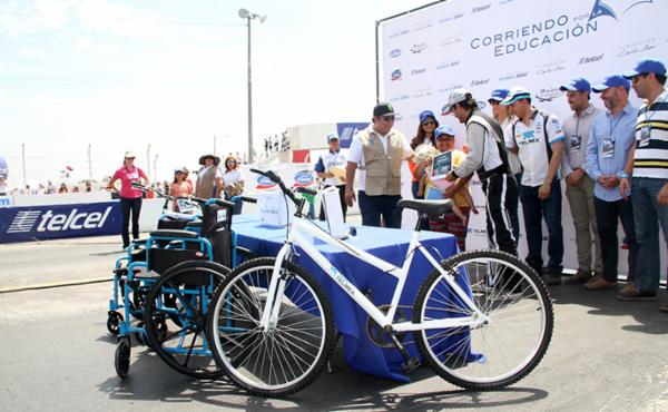 Fundaci&oacute;n TELMEX-TELCEL entregar&aacute; apoyos sociales en Monterrey