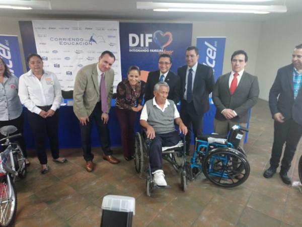 Fundaci&oacute;n TELMEX Telcel entreg&oacute; apoyos sociales en Puebla