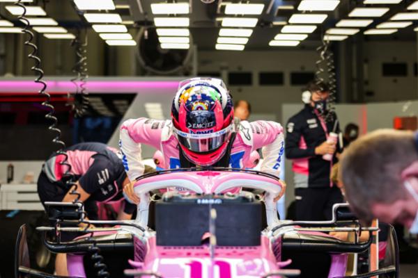 Bajo muy complicadas condiciones, Checo P&eacute;rez cumple pr&aacute;cticas libres en Estambul