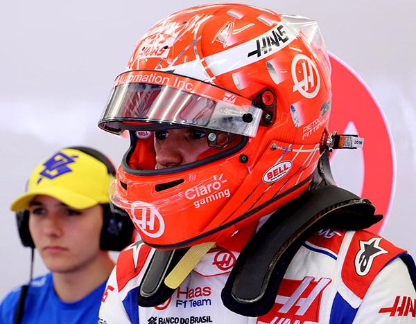 Conduce Pietro Fittipaldi por vez primera el VF-22 del Team Haas