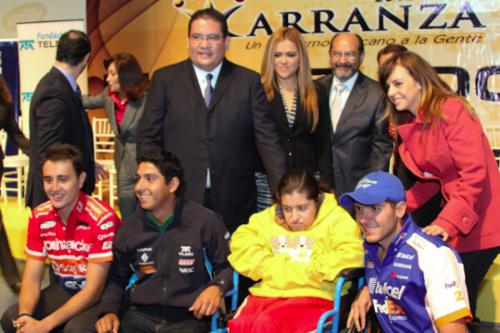 Corriendo para Cambiar Historias presente en la final de NASCAR M&eacute;xico