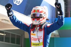 Rafa C&aacute;mara gana carrera principal de F3 en Barcelona; Noel Le&oacute;n y Jesse Carrasquedo, sin puntos; Santiago Ramos abandona